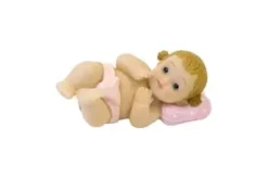 BEBE ALLONGE EN RESINE ROSE