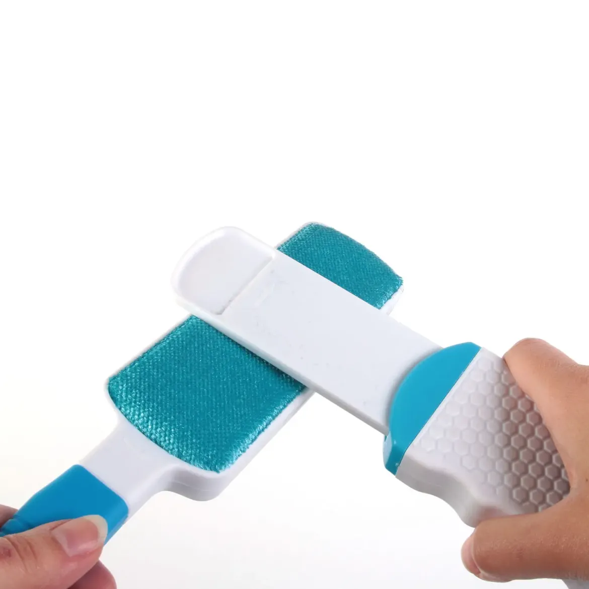 BROSSE ANTI PELUCHES X2
