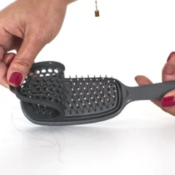 BROSSE CHEVEUX NETTOYAGE FACILE