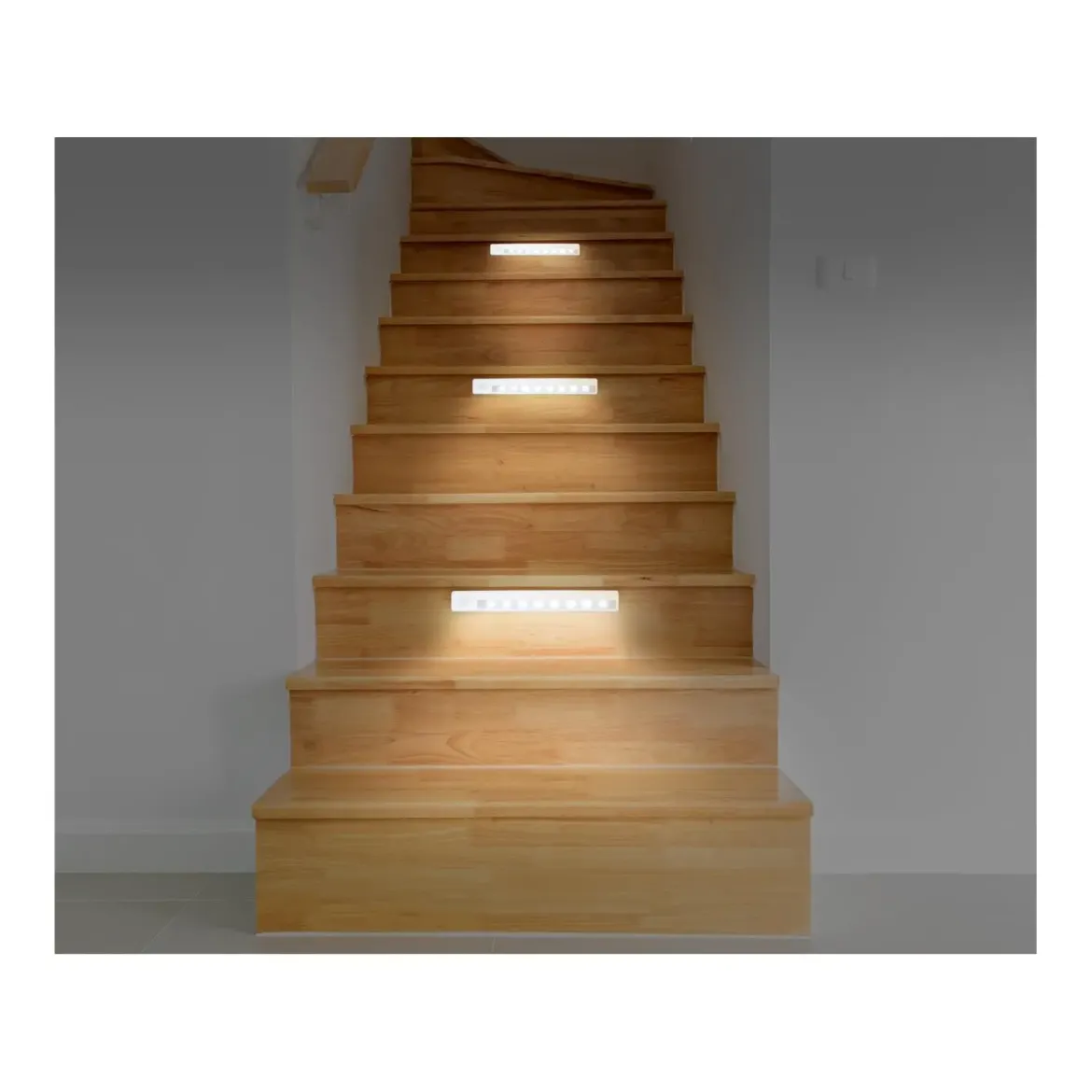 DETECTEUR LED X8 MOUVEMENT REGLETTE 50 LUMENS
