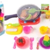 DINETTE AVEC RECHAUD POELE FRUITS LEGUMES ET ACCESSOIRES