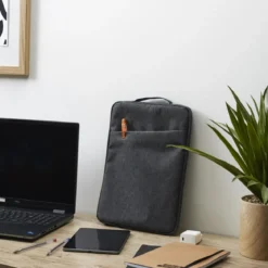 HOUSSE DE PROTECTION PC MULTIPOCHE