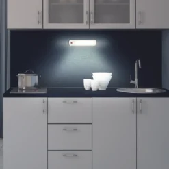 LAMPE LED TELECOMMANDE ET MINUTEUR