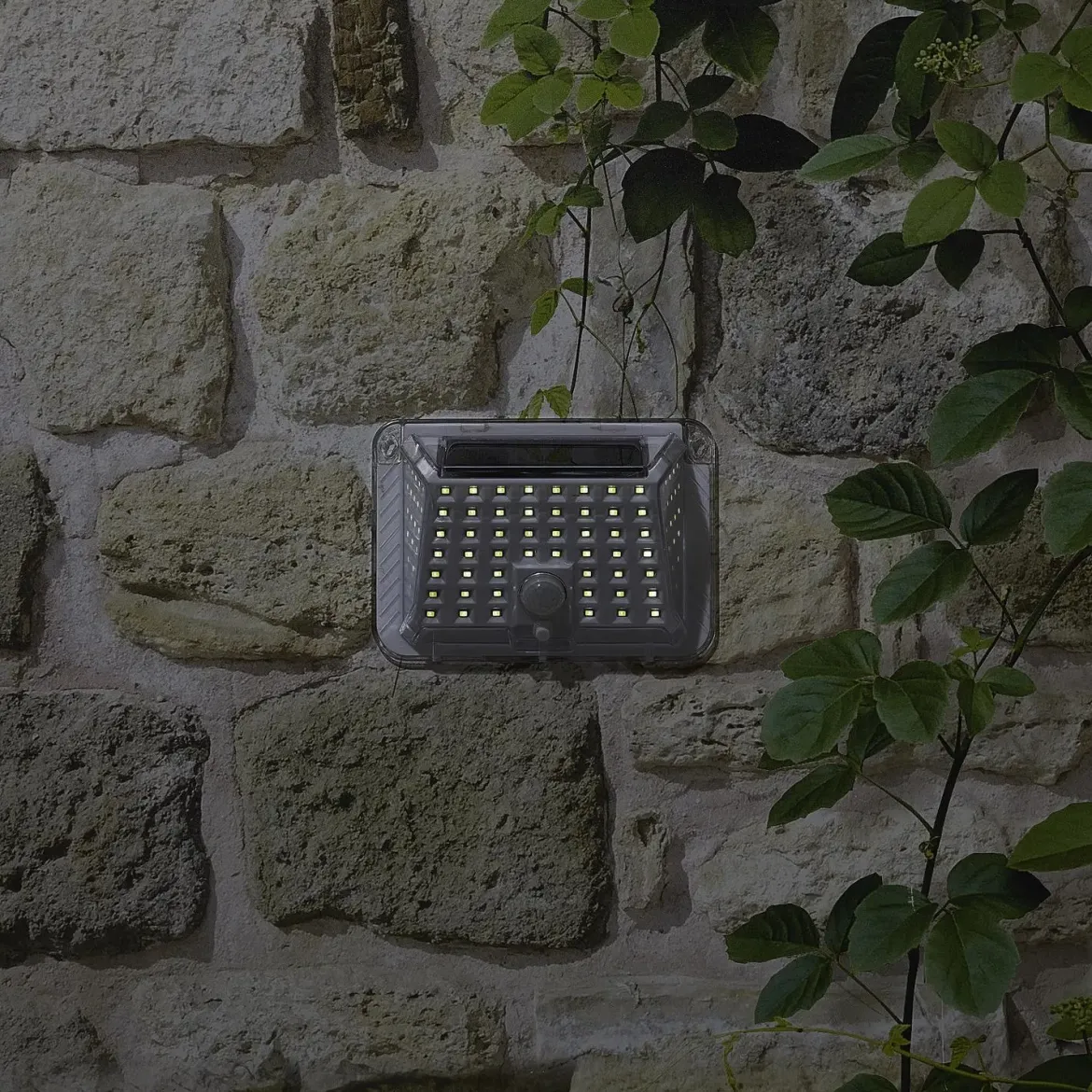 LUMINAIRE SOLAIRE 90 LEDS COB