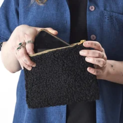 POCHETTE IMITATION FOURRURE