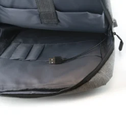 SAC A DOS ORDINATEUR AVEC BRANCHEMENT USB