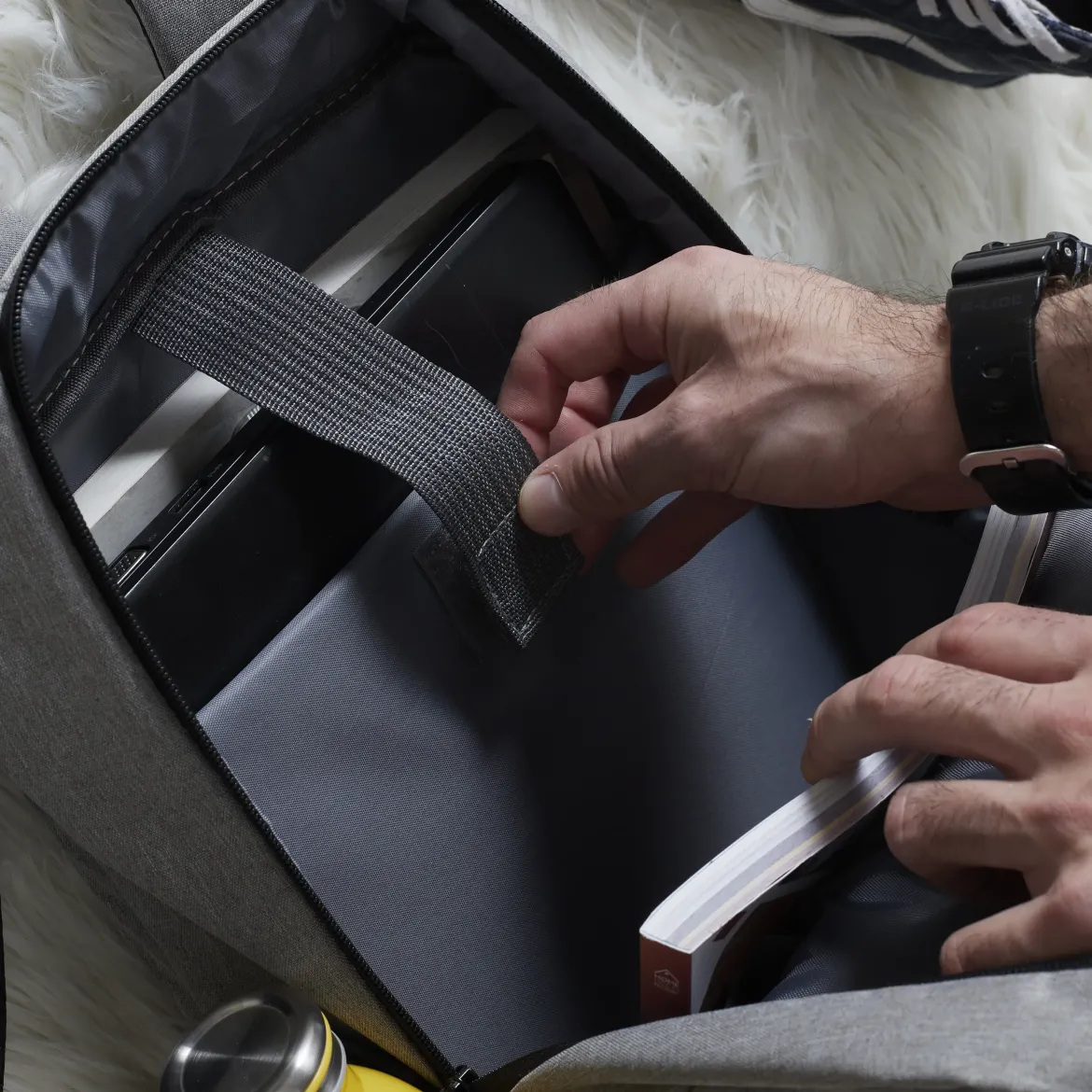 SAC A DOS ORDINATEUR AVEC BRANCHEMENT USB