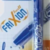 1 STYLO ROLLER EFFACABLE FRIXION BLEU