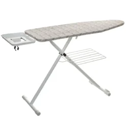 TABLE A REPASSER DIAMANT